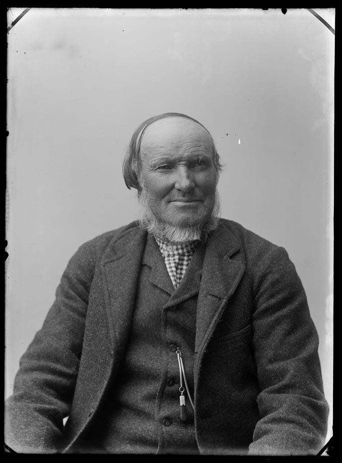 Old Settler, unnamed Nelson Provincial Museum